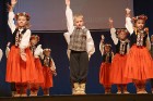 Ogres bērnu un jauniešu deju studija «Pīlādzītis» dejo pavasara koncertā 38