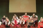Ogres bērnu un jauniešu deju studija «Pīlādzītis» dejo pavasara koncertā 44