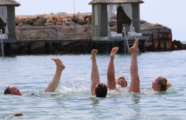 «Novatours Summer Breeze» dalībnieki izbauda «Rubi Platinum Spa Resort & Suites» pludmali Turcijā 198015