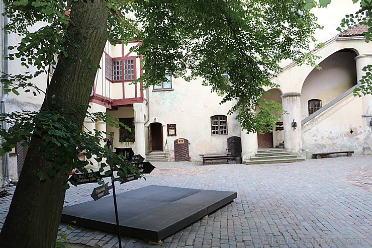 Travelnews.lv iepazīst un izbauda Jaunpils pils 700 gadu burvestību 201301