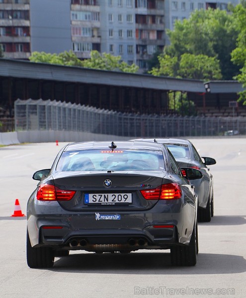 Travelnews.lv ņem aktīvu dalību BMW M pieredzes pasākumā Biķernieku trasē 201380
