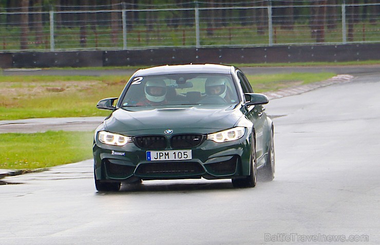 Travelnews.lv ņem aktīvu dalību BMW M pieredzes pasākumā Biķernieku trasē 201382