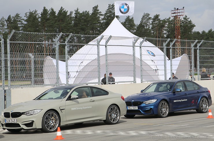 Travelnews.lv ņem aktīvu dalību BMW M pieredzes pasākumā Biķernieku trasē 201389