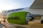 Lidosta «Rīga» un «Airbaltic» medijiem atrāda savu infrastruktūru un gaisa floti 22