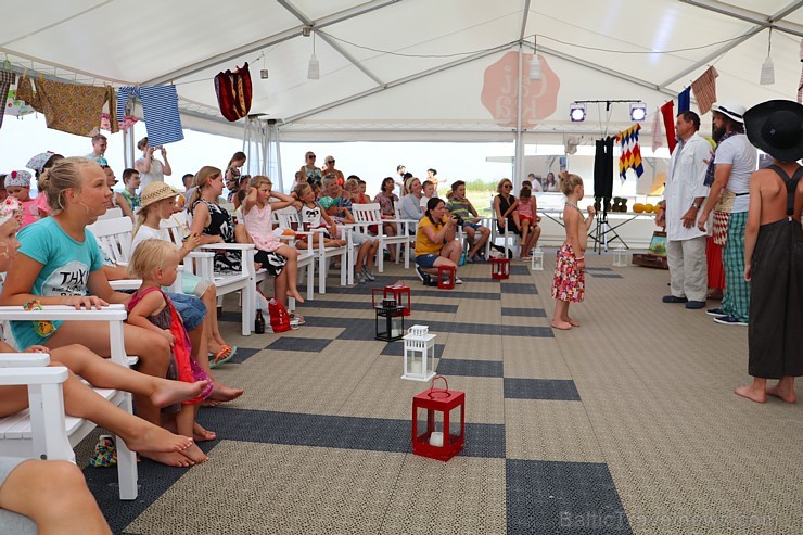 Jūrmalas ģimenes pludmales klubs «Čaika» rīko aizraujošus un izklaidējošus pasākumus bērniem 204718