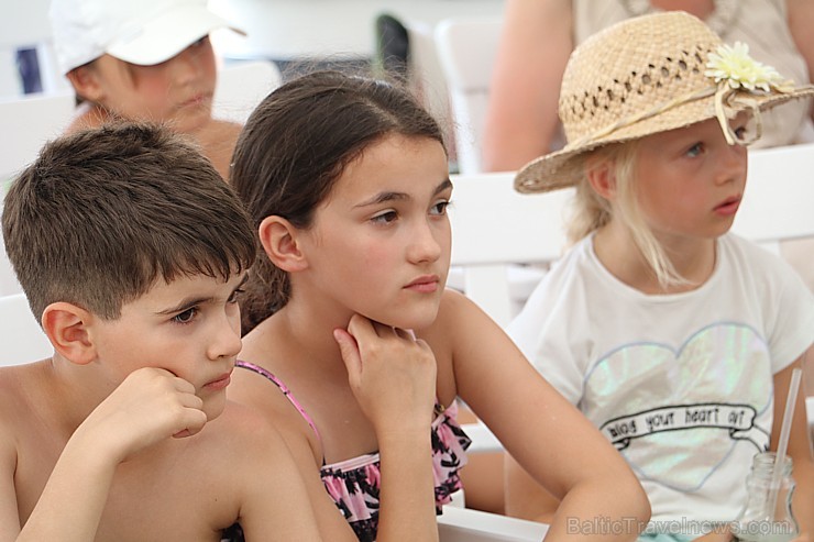 Jūrmalas ģimenes pludmales klubs «Čaika» rīko aizraujošus un izklaidējošus pasākumus bērniem 204750