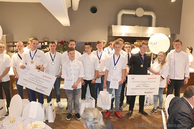 «Riga Food 2017» ietvaros «Pavāru klubs» noskaidro 2017.gada labāko pavāru un pavārzelli 206506