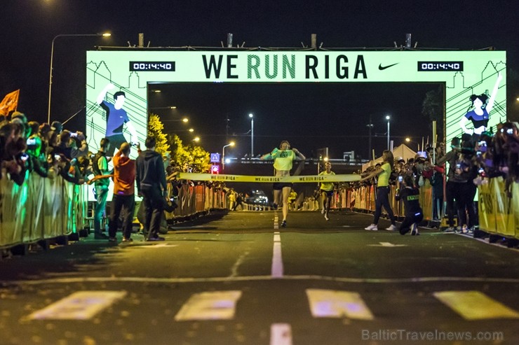 Rīgas centrā notiekošajā rudens skrējienā «We Run Riga» dalību ņem vairāk nekā 9000 skrējēju 206797