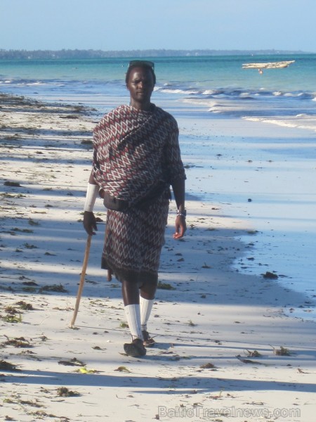 Apsargu lomā - masaju cilts pārtāvji no Tanzānijas, kas izceļas uz vietējo fona ar saviem tradicionālajiem tērpiem un garo augumu. Vietējie ne īpaši m 207478