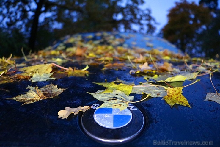 Travelnews.lv apceļo rudenīgo Latviju ar jauno un jaudīgo BMW 5401 209015