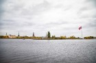 Rīgā atklāts valsts simtgadei veltītais monumentālais Latvijas karoga masts. 3