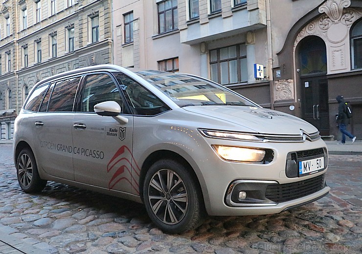 Travelnews.lv apceļo miglaino Latgali ar jauno Citroën Grand C4 Picasso 211956