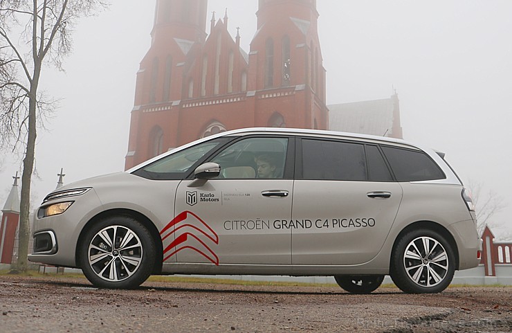 Travelnews.lv apceļo miglaino Latgali ar jauno Citroën Grand C4 Picasso 211964