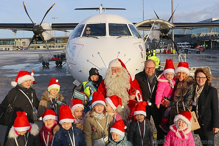 Ar somu lidsabiedsabiedrības «Finnair» lidmašīnu 5.12.2017 Rīgā ielido Ziemassvētku vecītis no Lapzemes 212284