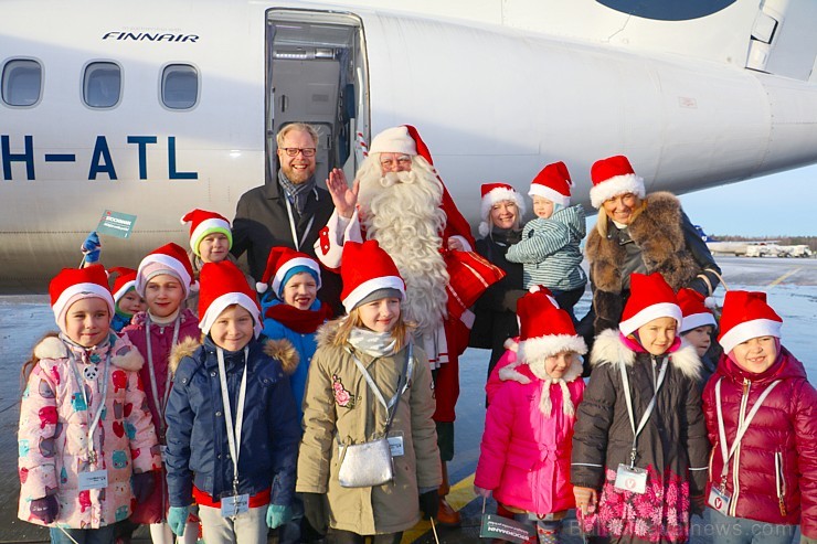 Ar somu lidsabiedsabiedrības «Finnair» lidmašīnu 5.12.2017 Rīgā ielido Ziemassvētku vecītis no Lapzemes 212290