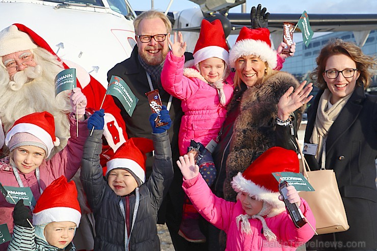 Ar somu lidsabiedsabiedrības «Finnair» lidmašīnu 5.12.2017 Rīgā ielido Ziemassvētku vecītis no Lapzemes 212297