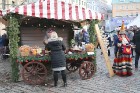 Doma laukumā Ziemassvētku tirdzinš priecē rīdziniekus un pilsētas viesus 2