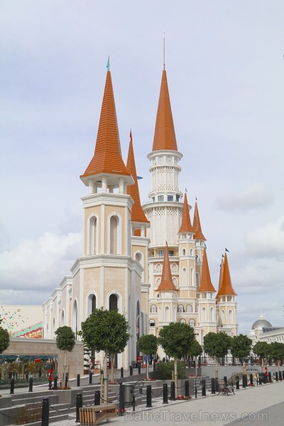 «Tez Tour Latvija» iepazīstina Latvijas tūrisma aģentūras ar «The Land Of Legends Theme Park» 217028