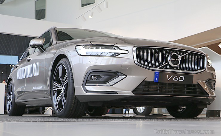 Latvijā 12.03.2018. tiek prezentēts jaunais un elegantais Volvo V60 218691