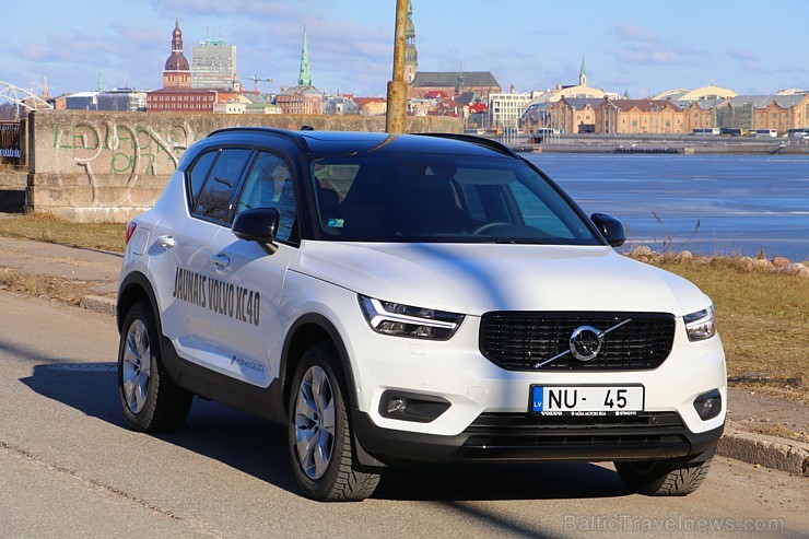 Travelnews.lv ar jauno «Volvo XC40» apceļo Vidzemi un Siguldu 219190