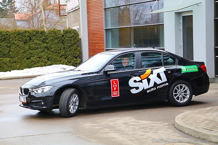 Autonoma «Sixt Latvija» piešķir 22.03.2018. BMW zīmola automašīnu Latvijas hokeja izlases galvenajam trenerim Bobam Hārtlijam 219627