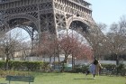 Travelnews.lv novēro ikdienas «jezgu» pie Eifeļa torņa Parīzē 20