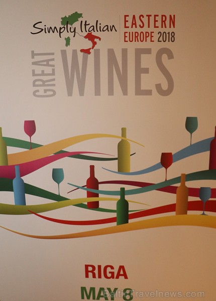 Vīna pazinēji 8.05.2018 iepazīst «Simply Italian Great Wines» prezentētos vīnus no Itālijas, ko organizē «B2B Baltic Travel» un «International Event & 222416