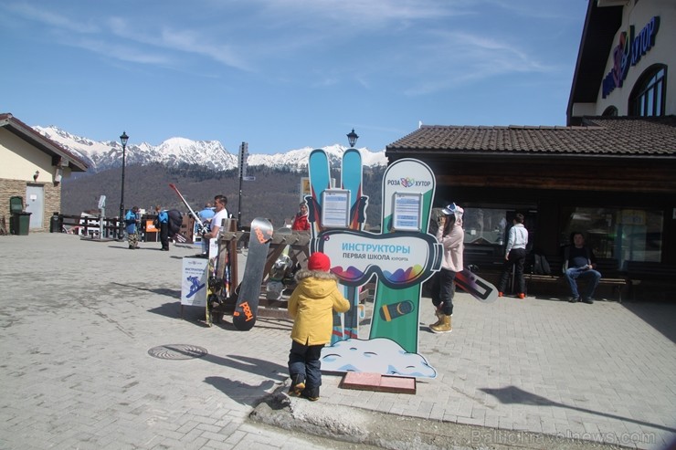 Travelnews.lv izbauda Soču kalnu ainavas no «Rosa Khutor» slēpošanas trasēm 222623