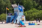 Karstais un saulainais laiks ir piepildījis Jūrmalas pludmali ar atpūtniekiem un tūristiem. Foto: Samsung Note8 5