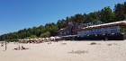 Karstais un saulainais laiks ir piepildījis Jūrmalas pludmali ar atpūtniekiem un tūristiem. Foto: Samsung Note8 22
