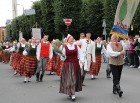 Dziesmu un deju svētku atklāšanas gājiens pulcē Rīgā visus Latvijas novadus (101-200) 77