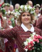 Dziesmu un deju svētku atklāšanas gājiens pulcē Rīgā visus Latvijas novadus (201-300) 45