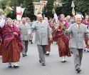 Dziesmu un deju svētku atklāšanas gājiens pulcē Rīgā visus Latvijas novadus (301-400) 61