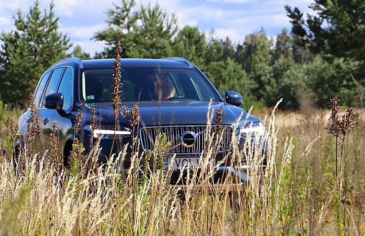 Travelnews.lv ar jauno «Volvo XC90» apceļo Dienvidkurzemi 227699
