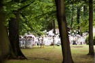 Jau ceturto gadu Rīgā notiek baltais pop-up pikniks «L’elegante Pop-Up Picnic» 32