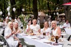 Jau ceturto gadu Rīgā notiek baltais pop-up pikniks «L’elegante Pop-Up Picnic» 60