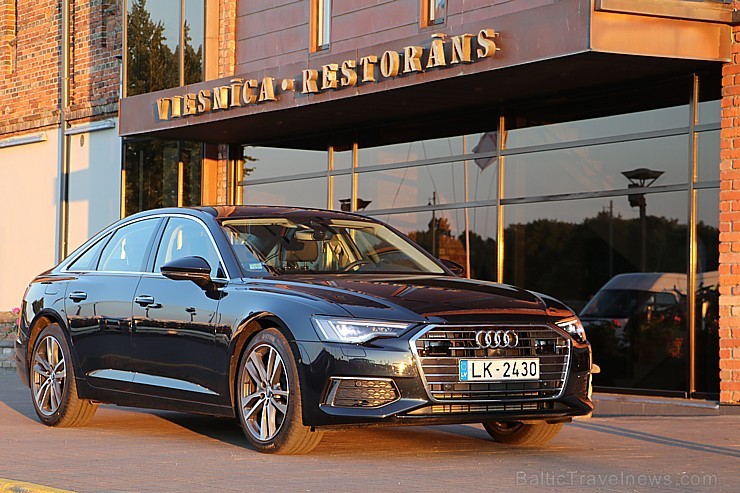 Travelnews.lv ar jauno Audi A6 iepazīst 5 zvaigžņu viesnīcas «Promenade Hotel Liepaja» viesmīlību 229045