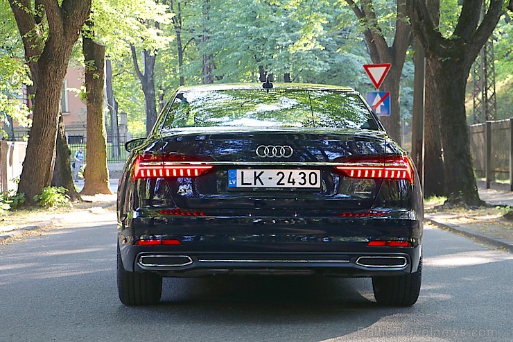Travelnews.lv ar jauno Audi A6 apceļo vēju pilsētu Liepāju 229226