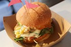 Otrais «Rīgas Burgeru Festivāls 2018» 4.08.2018 noskaidroja ātrāko ēdāju un labāko burgeru 31