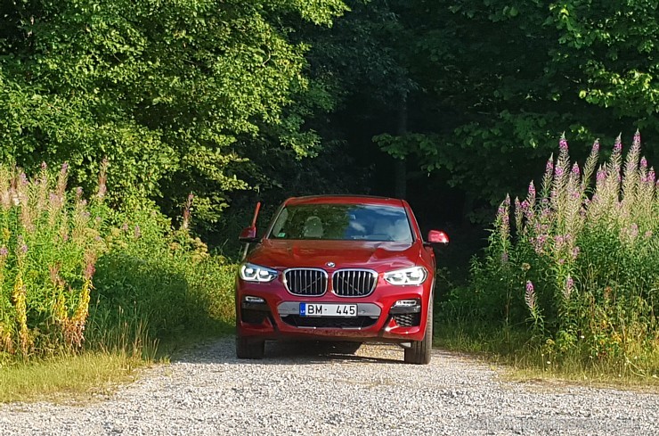 Travelnews.lv apceļo Vidzemi ar jauno «BMW X4» 230473