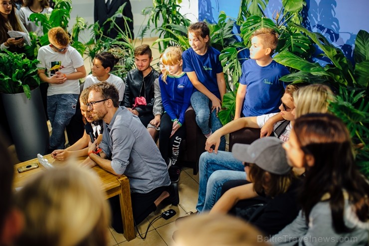 Ar 6000 skolēnu līdzdalību atklāta iniciatīva «Latvijas skolas soma» 233437