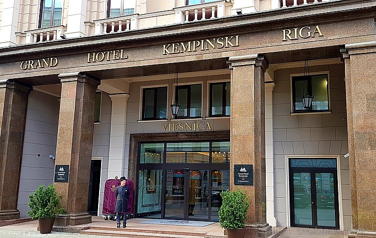 Viesnīcas «Grand Hotel Kempinski Rīga» restorāns «Amber» piedāvā jaunu konceptu «Vēlās brokastis ar ģimeni» 234398