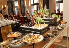Viesnīcas «Grand Hotel Kempinski Rīga» restorāns «Amber» piedāvā jaunu konceptu «Vēlās brokastis ar ģimeni» 25