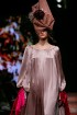 «Amoralle» kaislīgi un sievišķīgi demonstrē jauno kolekciju «Riga Fashion Week» modes skatē 31