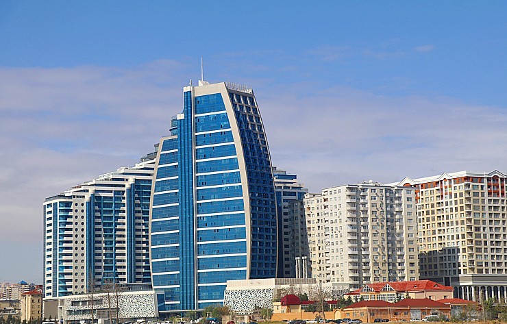 Travelnews.lv ar ekskursiju autobusu apceļo Baku raksturīgākās vietas. Sadarbībā ar Latvijas vēstniecību Azerbaidžānā un tūrisma firmu «RANTUR Travel  237673