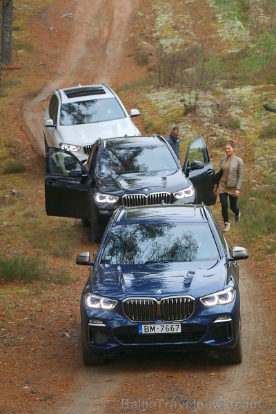 Travelnews.lv izmēģina jauno «BMW X5» meža smilšu ceļos 238598