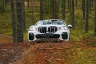 Travelnews.lv izmēģina jauno «BMW X5» meža smilšu ceļos 1