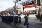 Militārajā parādē piedalījās aptuveni 1700 karavīri, zemessargi, policisti, robežsargi, ugunsdzēsēji un jaunsargi. Par godu Latvijas valsts neatkarība 17