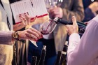 Festivāls Riga Wine & Champagne pulcēja pasaules vadošos vīna ekspertus, lai gardēžiem un vīnmīļiem no visas Baltijas piedāvātu izglītojošas degustāci 10