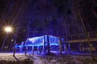 Jūrmalā - Dzintaru mežaparkā - atklāts Gaismas parks, kurā dažādos gaismas dekoros, skulptūrās jau otro gadu iemirdzas tūkstošiem LED gaismiņu. 12